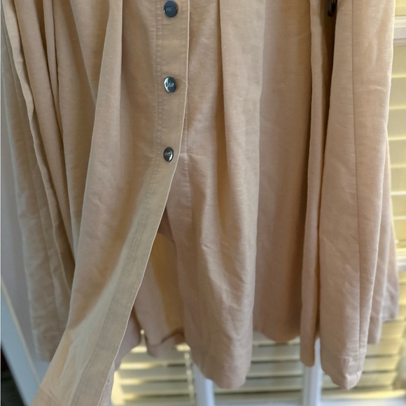 DKNY Cream Button-Down Midi Dress With Belt - Picture 5 of 7